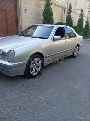 Mercedes E 270 2000, 351,027 km - 2.7 l - Ağcabədi