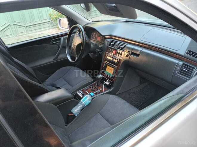 Mercedes E 270 2000, 351,027 km - 2.7 l - Ağcabədi