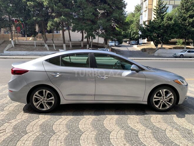 Hyundai Elantra 2016, 45,200 km - 2.0 l - Bakı