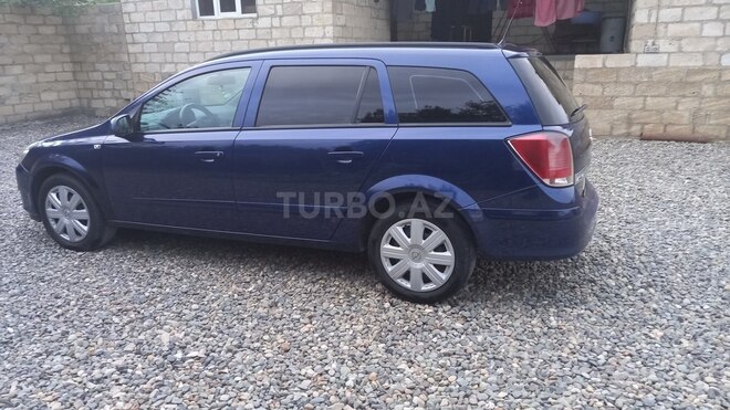 Opel Astra 2005, 213,000 km - 1.4 l - Gəncə