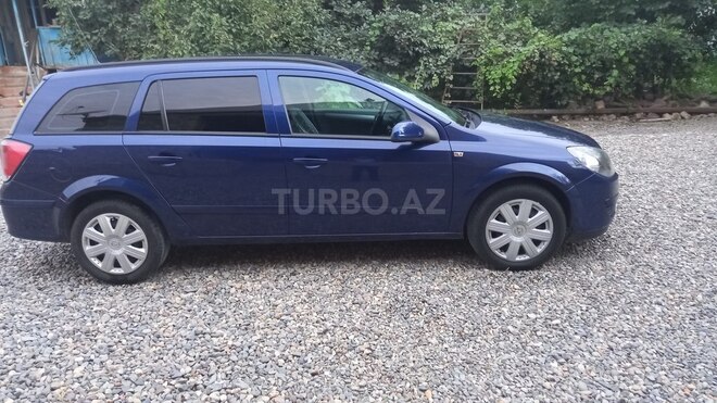 Opel Astra 2005, 213,000 km - 1.4 l - Gəncə