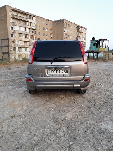 Nissan X-Trail 2003, 173,000 km - 2.0 l - Bakı