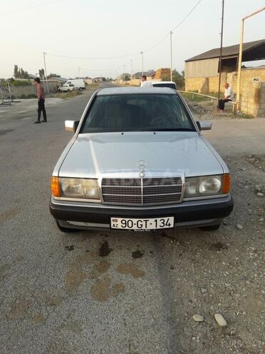 Mercedes 190 1991, 250,000 km - 2.0 l - Siyəzən