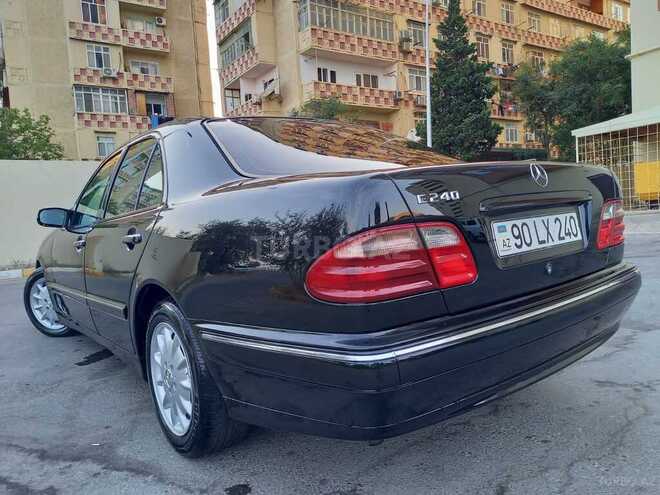 Mercedes E 240 2000, 290,000 km - 2.4 l - Bakı