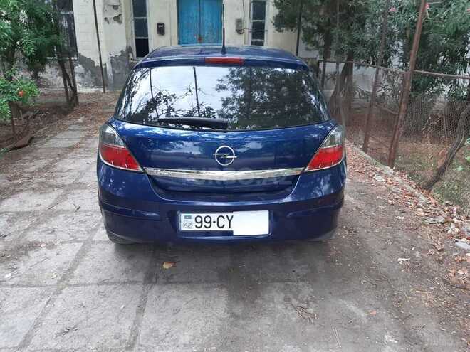Opel Astra 2008, 200,000 km - 1.4 l - Gəncə