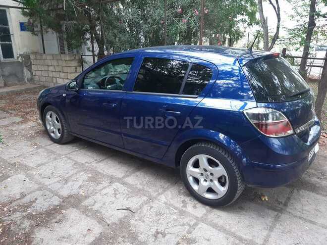 Opel Astra 2008, 200,000 km - 1.4 l - Gəncə