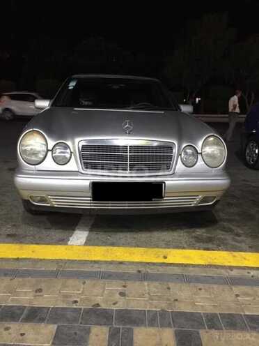 Mercedes E 230 1997, 269,000 km - 2.3 l - Bakı