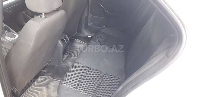 Volkswagen Jetta 2010, 300,000 km - 1.6 l - Bakı