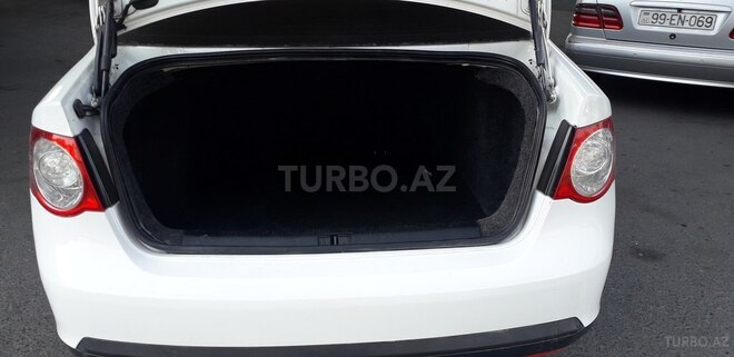 Volkswagen Jetta 2010, 300,000 km - 1.6 l - Bakı