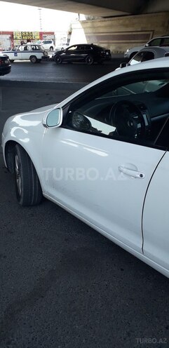 Volkswagen Jetta 2010, 300,000 km - 1.6 l - Bakı