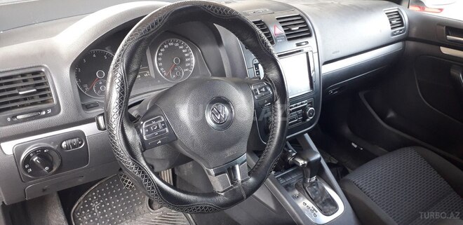 Volkswagen Jetta 2010, 300,000 km - 1.6 l - Bakı