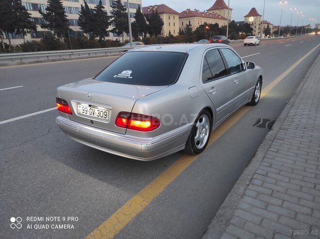Mercedes E 320 2000, 327,125 km - 3.2 l - Bakı