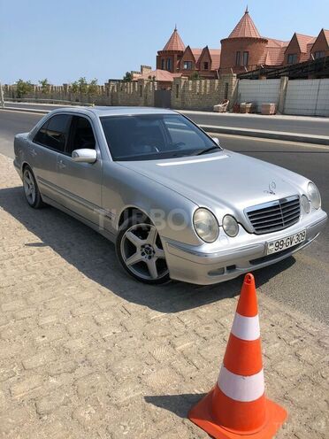 Mercedes E 320 2000, 327,125 km - 3.2 l - Bakı