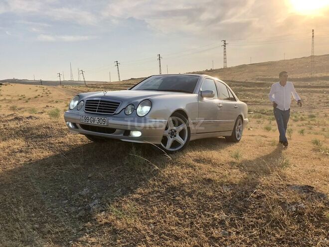 Mercedes E 320 2000, 327,125 km - 3.2 l - Bakı