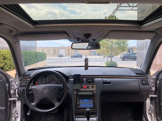 Mercedes E 320 2000, 327,125 km - 3.2 l - Bakı