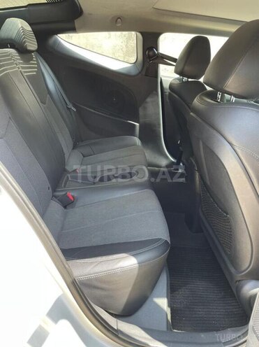 Hyundai Veloster 2012, 120,000 km - 1.6 л - Bakı