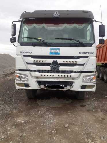 HOWO Sinotruk 2013, 200,000 km - 9.0 l - Bakı