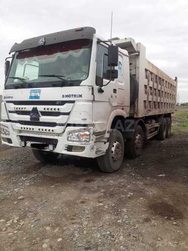 HOWO Sinotruk 2013, 200,000 km - 9.0 l - Bakı