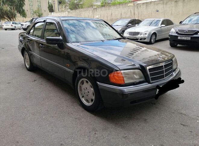 Mercedes C 200 1995, 455,000 km - 2.0 l - Bakı