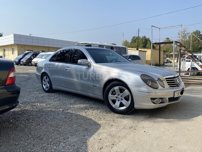 Mercedes E 270 2002, 350,000 km - 2.7 l - Ağstafa