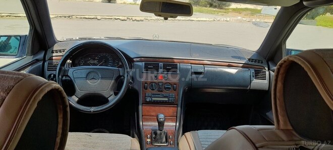 Mercedes E 230 1995, 490,350 km - 2.3 l - Bakı