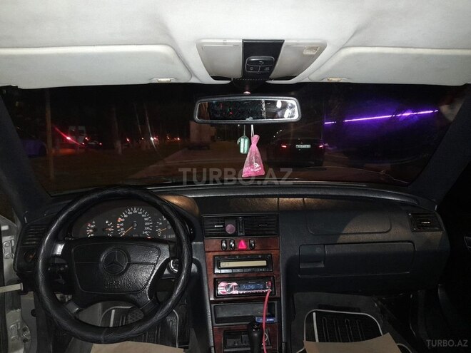 Mercedes C 200 1999, 259,854 km - 2.0 l - Sumqayıt