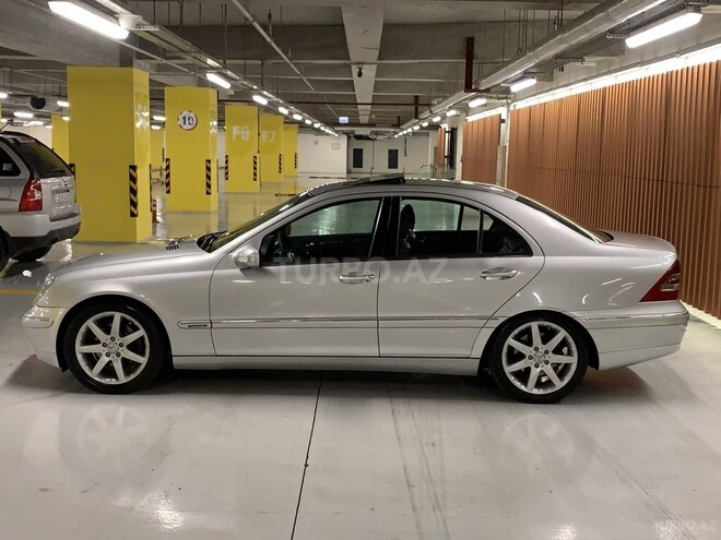 Mercedes C 320 2001, 277,377 km - 3.2 l - Gəncə