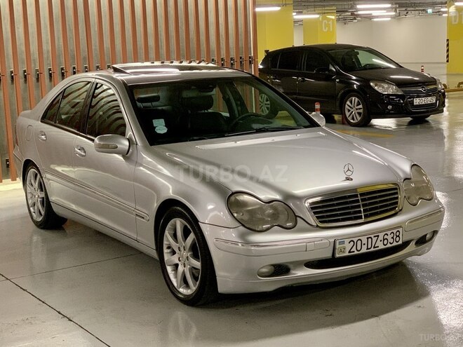 Mercedes C 320 2001, 277,377 km - 3.2 l - Gəncə