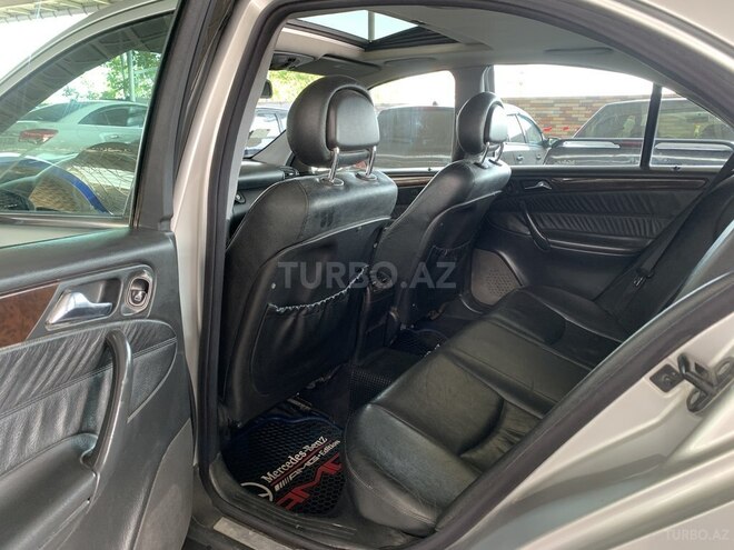 Mercedes C 320 2001, 277,377 km - 3.2 l - Gəncə