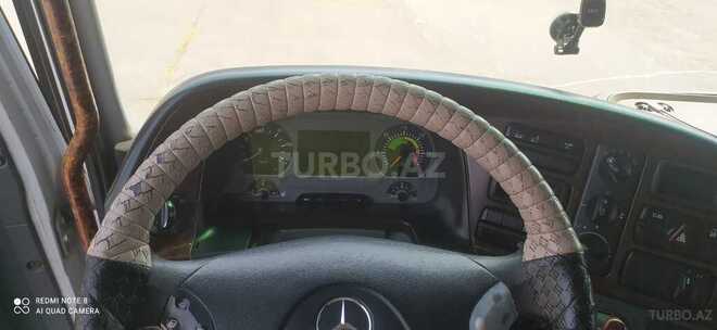 Mercedes  2005, 1,400,000 km - 12.0 l - Balakən