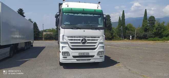 Mercedes  2005, 1,400,000 km - 12.0 l - Balakən