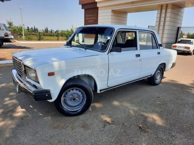 LADA (VAZ) 2107 2005, 255,000 km - 1.6 l - Astara