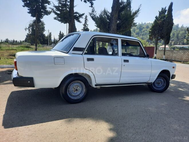 LADA (VAZ) 2107 2005, 255,000 km - 1.6 l - Astara