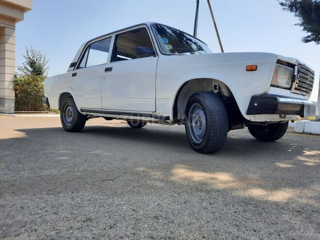 LADA (VAZ) 2107 2005, 255,000 km - 1.6 l - Astara