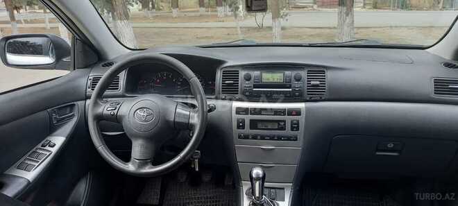 Toyota Corolla 2004, 230,000 km - 1.4 l - Sumqayıt