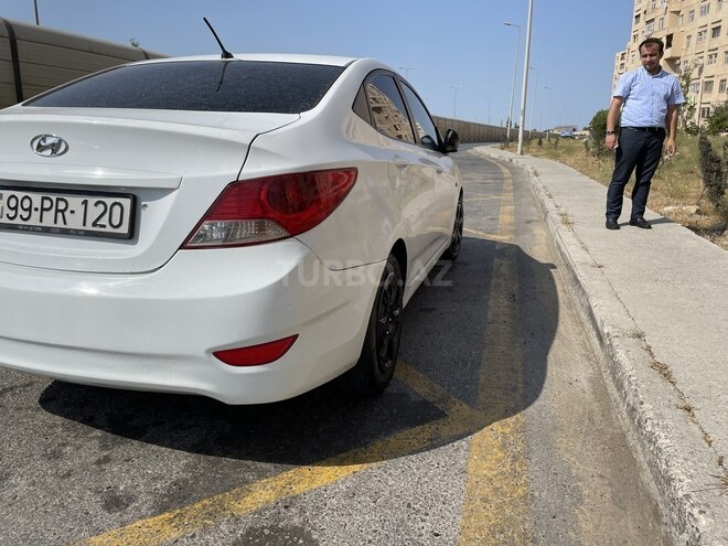 Hyundai Accent 2013, 371,000 km - 1.4 l - Bakı