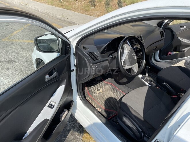 Hyundai Accent 2013, 371,000 km - 1.4 l - Bakı