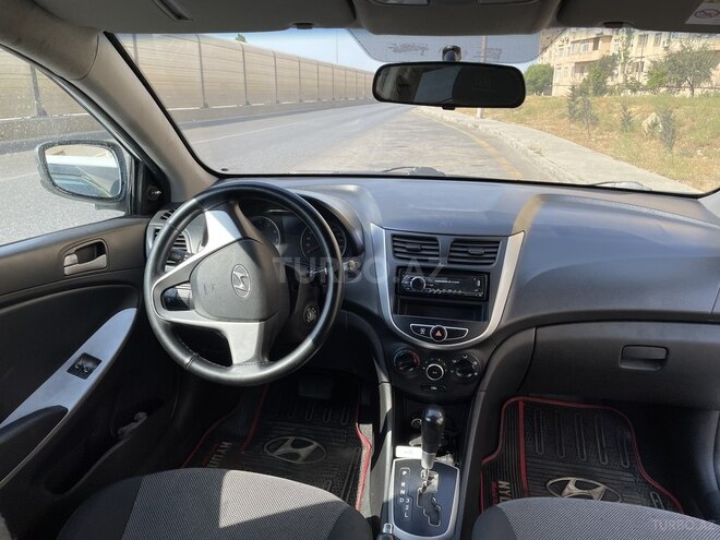 Hyundai Accent 2013, 371,000 km - 1.4 l - Bakı