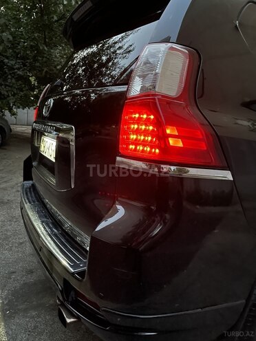 Toyota Prado 2010, 185,000 km - 2.7 l - Bakı