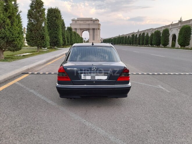 Mercedes C 240 1997, 258,461 km - 2.4 l - Gəncə