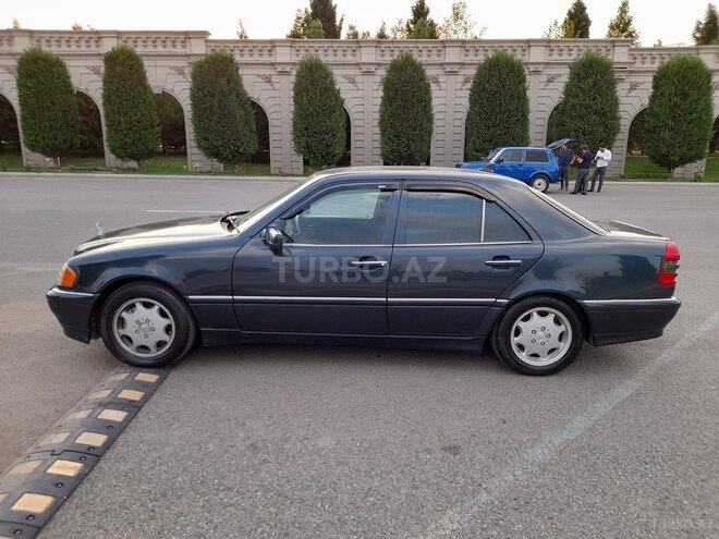 Mercedes C 240 1997, 258,461 km - 2.4 l - Gəncə