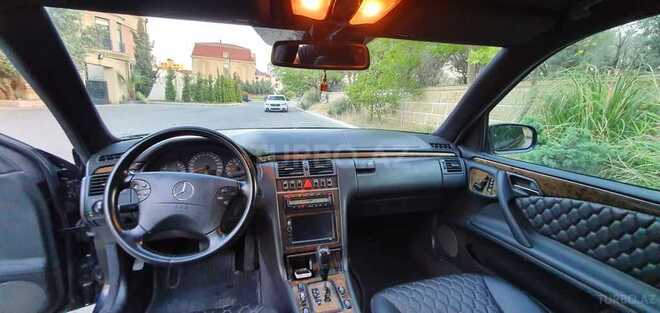 Mercedes E 320 2000, 298,000 km - 3.2 l - Bakı