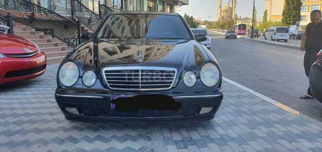 Mercedes E 320 2000, 298,000 km - 3.2 l - Bakı