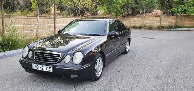 Mercedes E 320 2000, 298,000 km - 3.2 l - Bakı