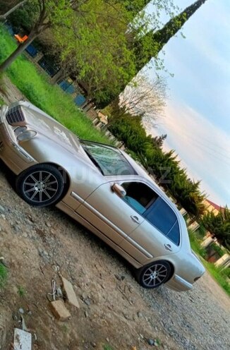 Mercedes E 200 2000, 228,000 km - 2.0 l - Cəlilabad