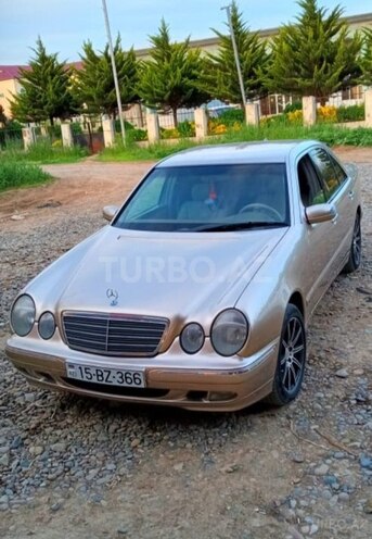Mercedes E 200 2000, 228,000 km - 2.0 l - Cəlilabad