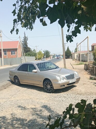 Mercedes E 200 2000, 228,000 km - 2.0 l - Cəlilabad
