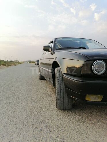 BMW 520 1991, 666,000 km - 2.0 l - Bakı