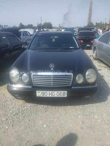 Mercedes E 200 1998, 507,000 km - 2.0 l - Bərdə