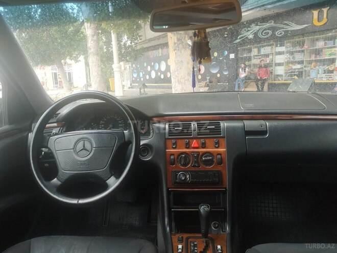 Mercedes E 200 1998, 507,000 km - 2.0 l - Bərdə
